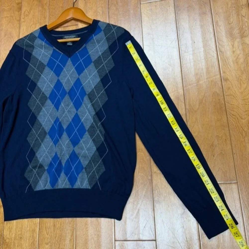 Banana Republic Mens Extra Fine Merino Wool Argyle V-Neck Sweater Preppy Navy L
